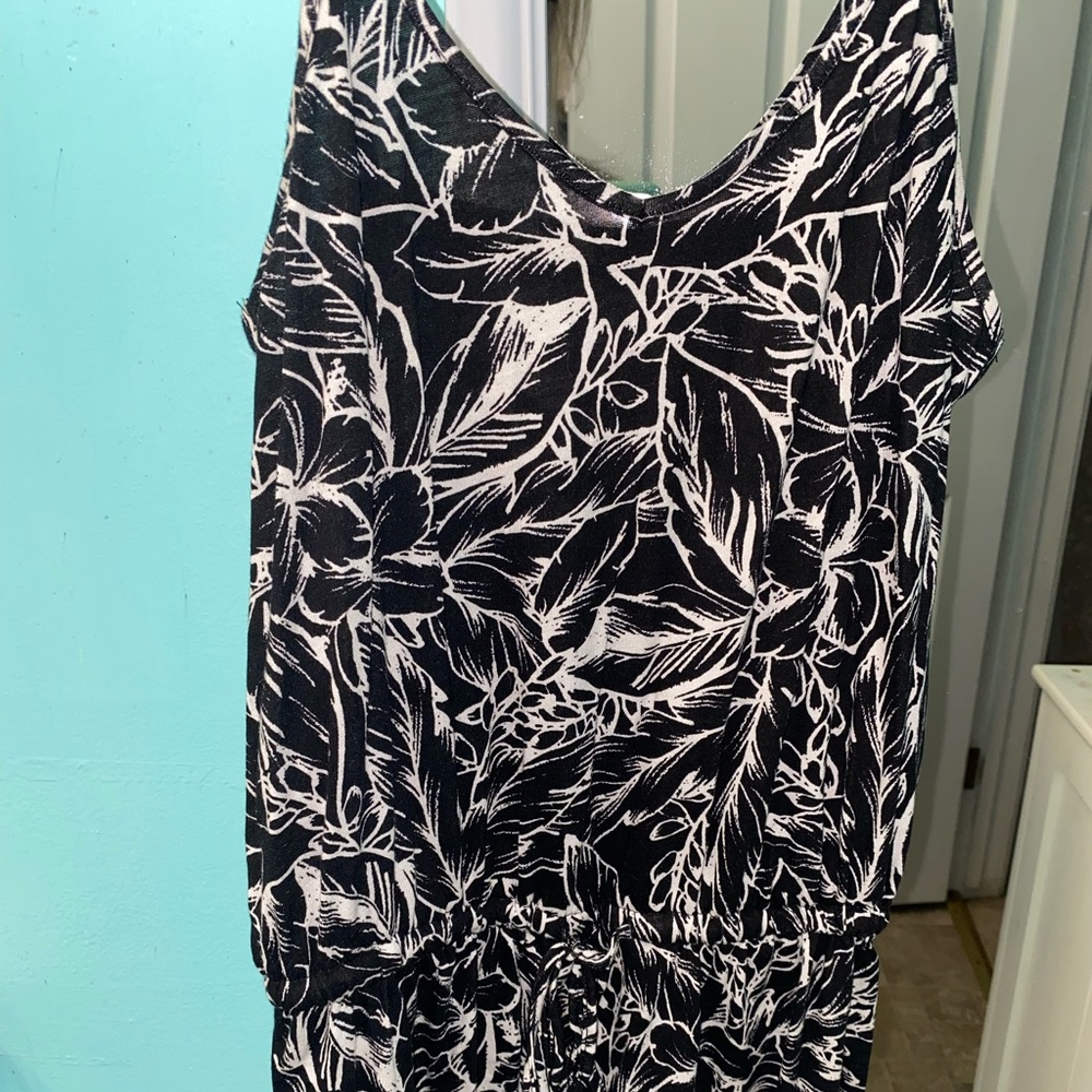 Romper - Picture 6 of 6